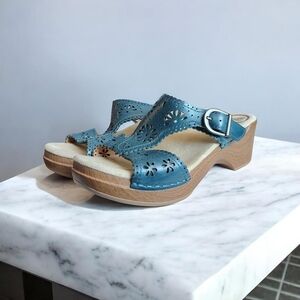 Blue Floral Cutout Leather Slide Sandals